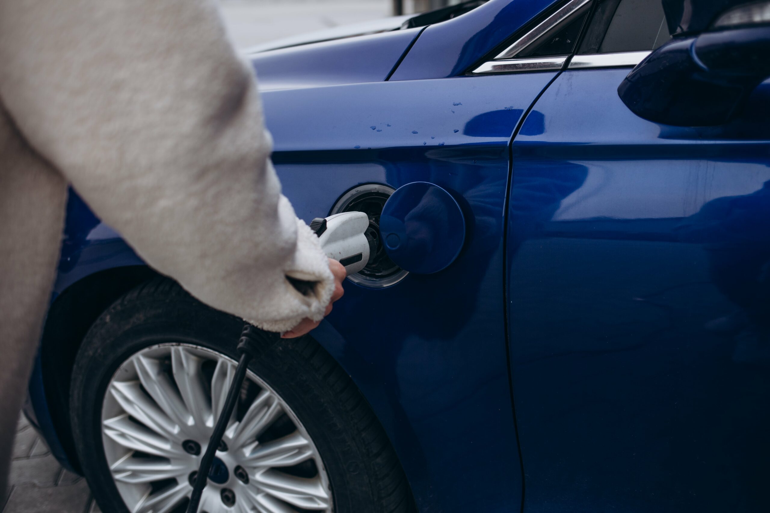 O que é carro híbrido? Descubra agora!